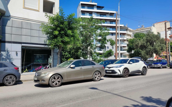 Θεσσαλονίκη: Νέο πλαίσιο για τη στάθμευση μόνιμων κατοίκων σε όλες τις δημοτικές κοινότητες