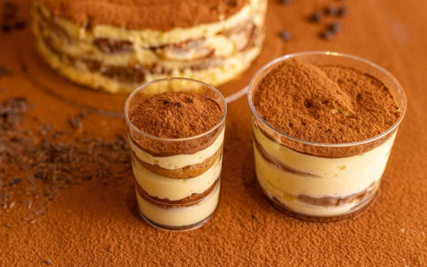 Tiramisù: Η αυθεντική ιταλική συνταγή που έγινε συνώνυμο της απόλαυσης στη Θεσσαλονίκη