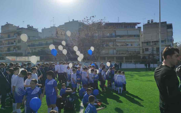 Θεσσαλονίκη: Παραδόθηκε με νέο τάπητα το ανακαινισμένο γήπεδο του Αχιλλέα Τριανδρίας