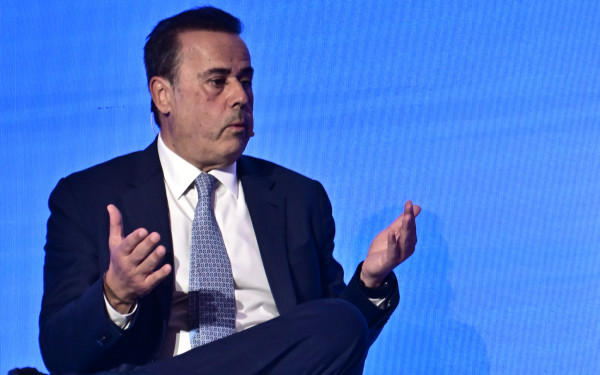 Σ. Παπασταύρου: «Ο Μαδούρο ήταν δικτάτορας - Κανείς δε θα χύσει δάκρυα για τη σύλληψη του»