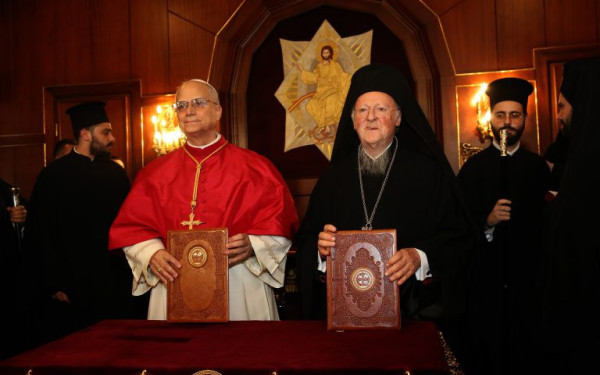 Κοινή Δήλωση Πατριάρχη – Πάπα: Η πίστη στο Σύμβολο της Νίκαιας αποτελεί κοινό τόπο – Τα επόμενα βήματα των δύο Εκκλησιών