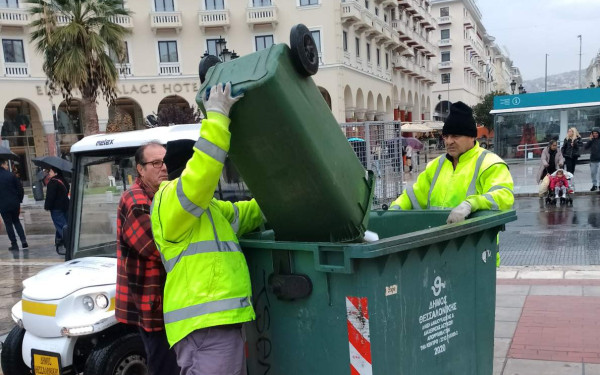 Θεσσαλονίκη: Ο Δήμος καθάρισε αμέσως μετά το Ρέμο την Αριστοτέλους