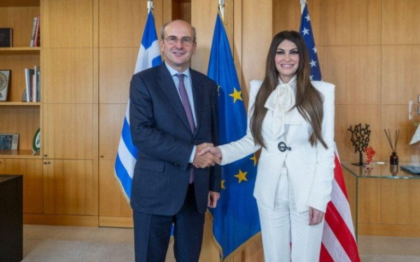 Συνάντηση Κ. Χατζηδάκη - K. Γκιλφόιλ