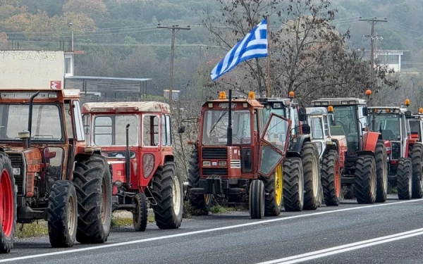 Αγροτικά μπλόκα στη Δυτική Μακεδονία: Κλείνει ο δρόμος Κοζάνης-Φλώρινας - Οι ξενοδόχοι ανησυχούν για τις κρατήσεις