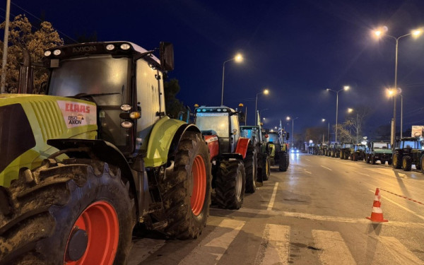 Θεσσαλονίκη: «Απόβαση» με τρακτέρ στο λιμάνι- Τι σχεδιάζουν οι αγρότες