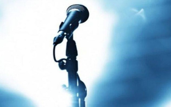 Δικαστική κόντρα γνωστής τραγουδίστριας με πρώην σύντροφό της για τη διαρροή προσωπικών της στιγμών (βίντεο)