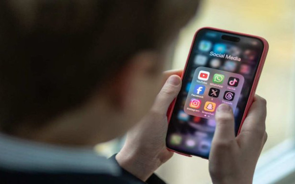 «Μπλόκο» στη χρήση social media από παιδιά κάτω των 15 ετών ανακοίνωσε ο Κυρ. Μητσοτάκης (βίντεο)