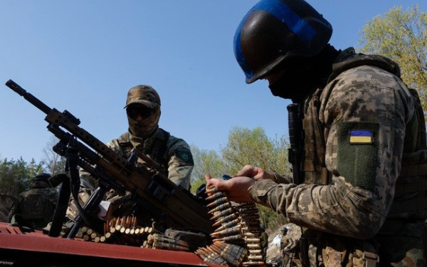 Ρωσία: Οι ρωσικές στρατιωτικές δυνάμεις πήραν τον έλεγχο δύο χωριών στην ανατολική Ουκρανία