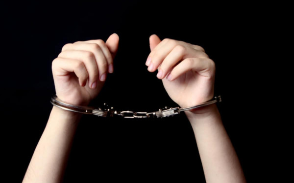 Θεσσαλονίκη: Καταδίωξη στη Νικόπολη - Συνελήφθη 46χρονος με κλεμμένο όχημα και πλαστές πινακίδες