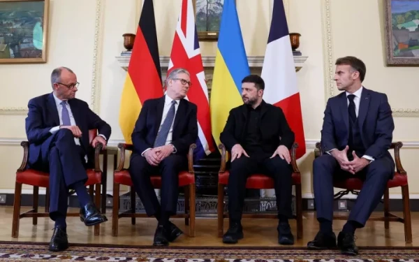 Συναντήθηκαν στο Λονδίνο Στάρμερ, Μακρόν, Μερτς και Ζελέσνκι - Τι συζήτησαν