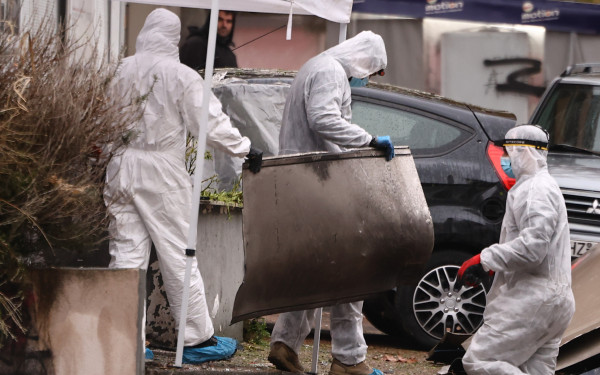 Θεσσαλονίκη: Επαγγελματικό χτύπημα βλέπουν οι Αρχές για τη βόμβα σε υποκατάστημα τράπεζας στον Εύοσμο - Δείτε βίντεο από την έκρηξη