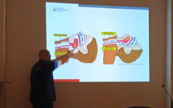 Θεσσαλονίκη: Η ΑΔΜΘ σε συνεργασία με το ΕΚΑΒ εκπαιδεύει το προσωπικό της στη χρήση απινιδωτή και ΚΑΡΠΑ