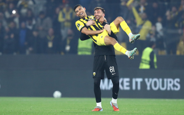 Conference League: Ιστορική πρόκριση της ΑΕΚ με δύο γκολ μετά το 90'+8'