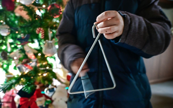 Πεύκη: Συνελήφθησαν επ΄αυτοφώρω δύο ανήλικοι που άρπαξαν από συνομήλικούς τους τα χρήματα από τα κάλαντα