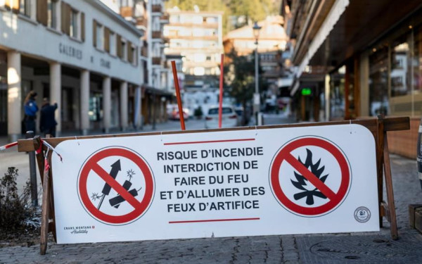 Ελβετία: Ελεύθερος με εγγύηση «μαμούθ» ο ιδιοκτήτης του μπαρ της τραγωδίας στο Κραν Μοντανά