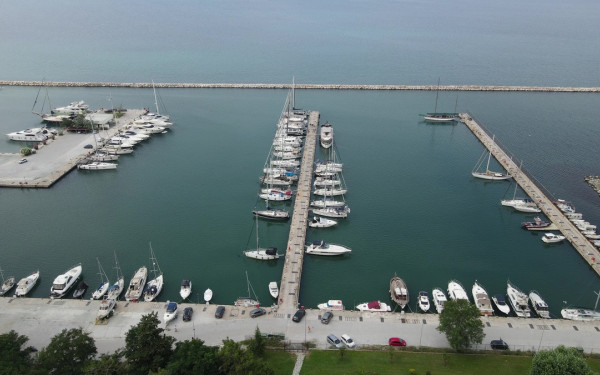 Το Υπερταμείο απαντά στην Χρύσα Αράπογλου: «Η μαρίνα Καλαμαριάς δεν πωλείται»