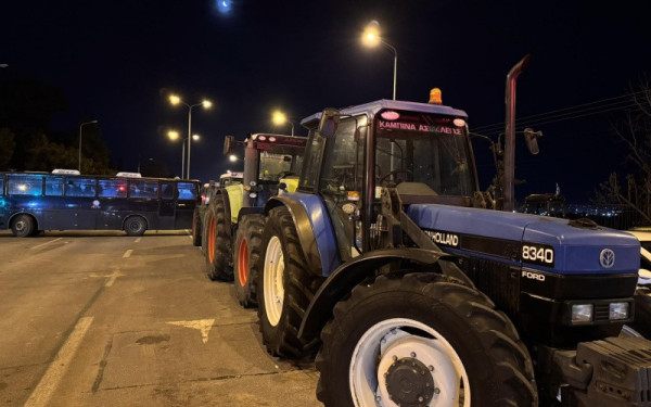Θεσσαλονίκη: Έτοιμοι να αποχωρήσουν οι αγρότες από τα «Πράσινα Φανάρια» - Νέα σύσκεψη τη Δευτέρα