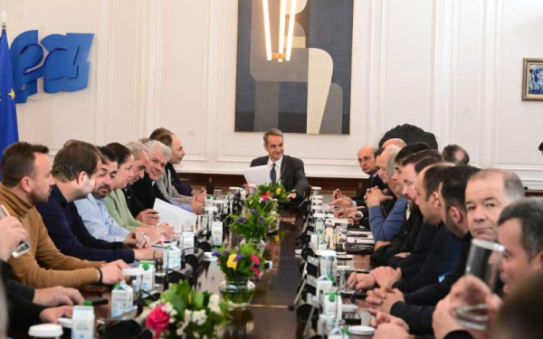 Συνάντηση με Μητσοτάκη στο Μέγαρο Μαξίμου: Τι κέρδισαν αγρότες και κτηνοτρόφοι και τι έρχεται σήμερα στη νέα σύσκεψη