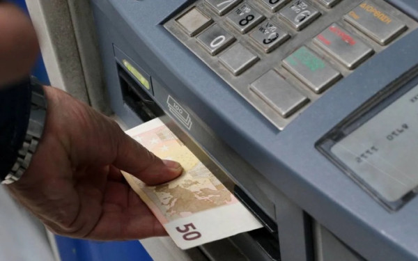 «Χάρτης» πληρωμών από e-ΕΦΚΑ και ΔΥΠΑ έως τις 13 Μαρτίου