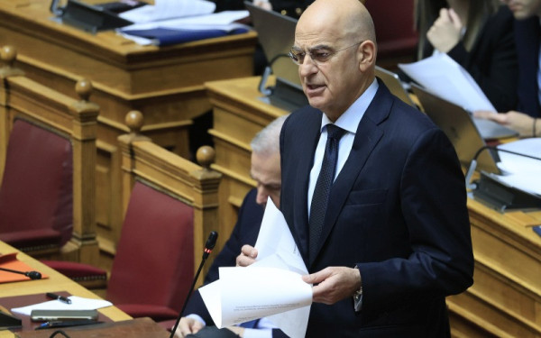 Βουλή-Ν. Δένδιας: Δεν θα υπάρξουν μειώσεις σε κανένα εφάπαξ παρά μόνο αυξήσεις στις Ένοπλες Δυνάμεις