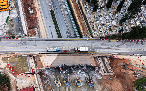 FlyΟver: Κλείνει για 48 ώρες τμήμα της Περιφερειακής Οδού - Τι αλλάζει στην κυκλοφορία από απόψε