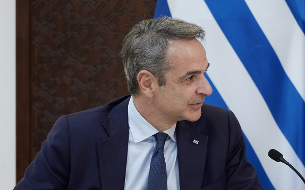 Τα βλέμματα στο ραντεβού της Τρίτης