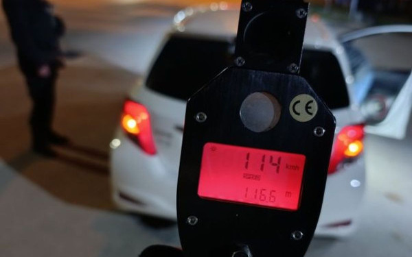 Θεσσαλονίκη: Δεκάδες παραβάσεις του ορίου ταχύτητας - Οδηγός έτρεχε με 128 χιλιόμετρα σε κατοικημένη περιοχή