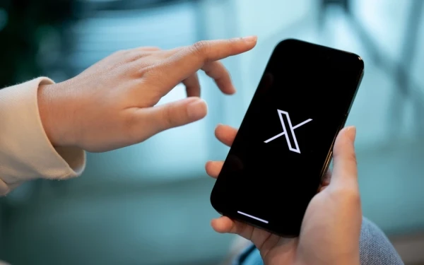 Στο στόχαστρο της Ισπανικής κυβέρνησης οι πλατφόρμες X, Meta και TikTok - Κατηγορίες για διασπορά υλικού σεξουαλικής κακοποίησης