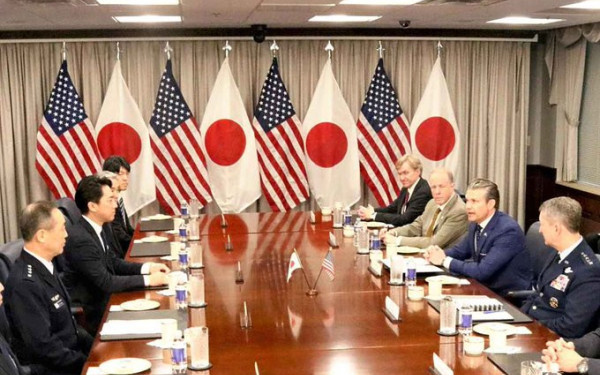 ΗΠΑ και Ιαπωνία «ενώνουν» το στρατιωτικό τους μέτωπο απέναντι στην Κίνα - Σε νέα συμφωνία οι δύο χώρες
