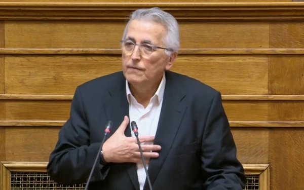 Το ΠΑΣΟΚ ζητά παραίτηση Παναγόπουλου