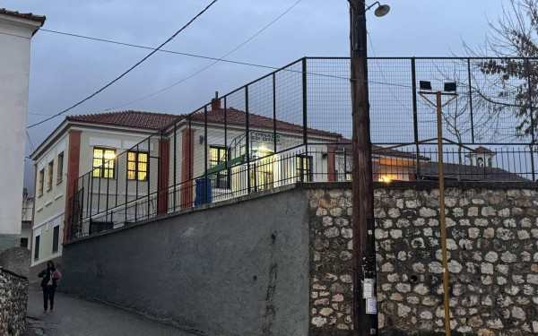 Σέρρες: «Η διευθύντρια είχε επιτεθεί σε μια καθηγήτρια» - Νέες καταγγελίες για την εκπαιδευτικό που φίμωσε μαθητή
