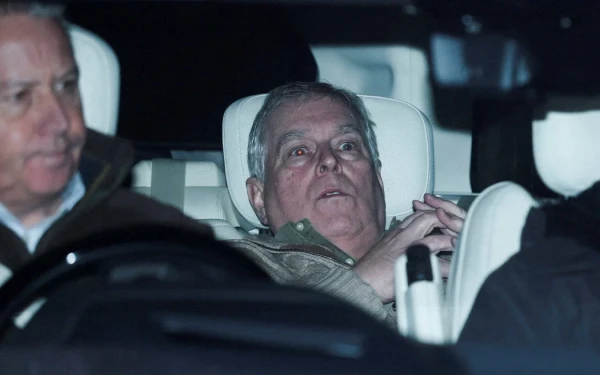 Αφέθηκε ελεύθερος ο πρώην πρίγκιπας Άντριου: Οι πρώτες εικόνες μετά τη σύλληψη