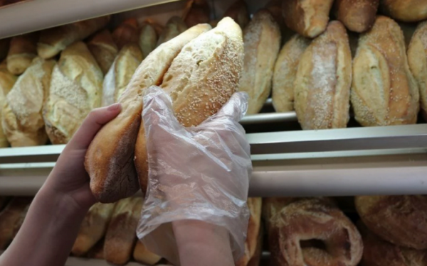 Θεσσαλονίκη: Ανατιμήσεις σε ενέργεια και μεταφορικά εντείνουν τους φόβους για αυξήσεις στην τιμή του ψωμιού