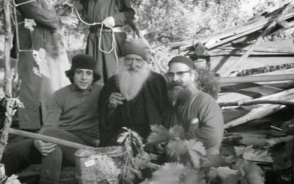 Νέοι Άγιοι της Εκκλησίας: Το Οικουμενικό Πατριαρχείο αγιοκατάταξε τους Οσίους Τύχωνα και Χατζη-Γεώργη