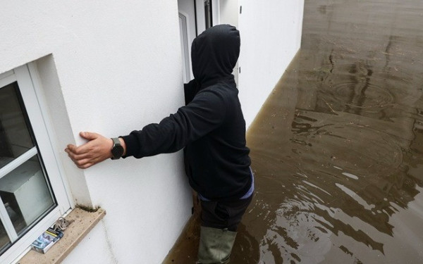 Πλημμύρες στην Ευρώπη: Δύο νεκροί στη Γαλλία, μία νεκρή στην Ισπανία