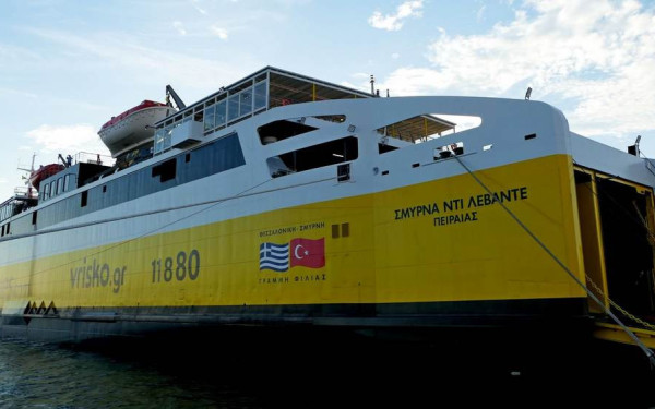 Τα τρένα, οι 3,5 ώρες ως την Αθήνα, το ναυάγιο του προαστιακού στη Σίνδο, το πιθανό νέο ναυάγιο της σύνδεσης με τη Σμύρνη και η δυστοκία στον ΟΣΕΘ. Γράφει ο Σαλονικιός