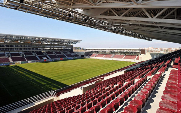 Στοίχημα: Αξία στις κάρτες στη Λάρισα - Γκολ και combo στο 2.13 στο «Θεράμικα»