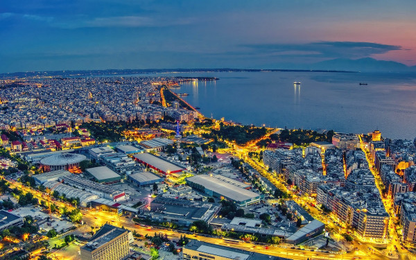 ΔΕΘ: Αλλαγή τακτικής από την Επιτροπή του δημοψηφίσματος