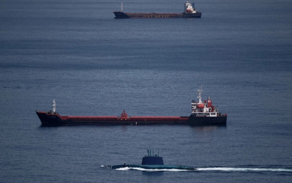 Η παγκόσμια ναυσιπλοΐα στο «κόκκινο»: Τι σημαίνει για την Ελλάδα και την οικονομία - 150 ελληνόκτητα πλοία εγκλωβισμένα στα Στενά του Ορμούζ