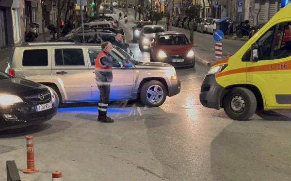 Θεσσαλονίκη: Τροχαίο ατύχημα στην οδό Ολυμπιάδος - Στο νοσοκομείο ένας τραυματίας