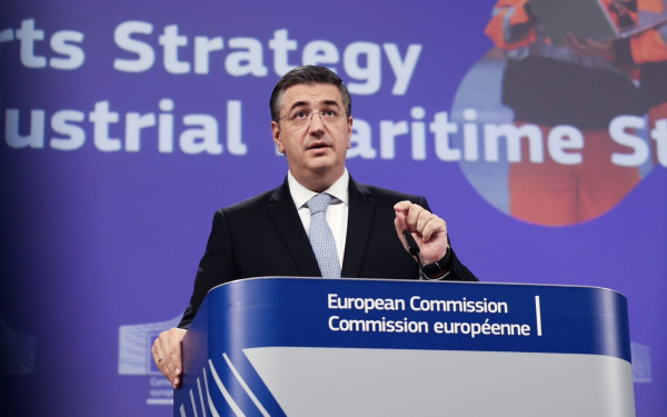 Απ. Τζιτζικώστας: Οι ακυρώσεις πτήσεων δεν συνδέονται με προβλήματα επάρκειας καυσίμων αλλά με τις υψηλές τιμές τους