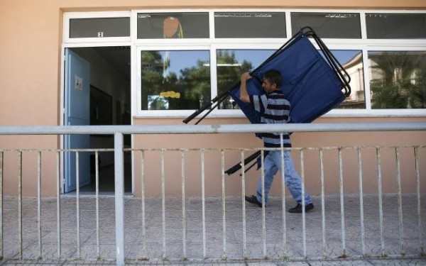 Μια Κόρινθος... υπάλληλοι, για τις εκλογές!