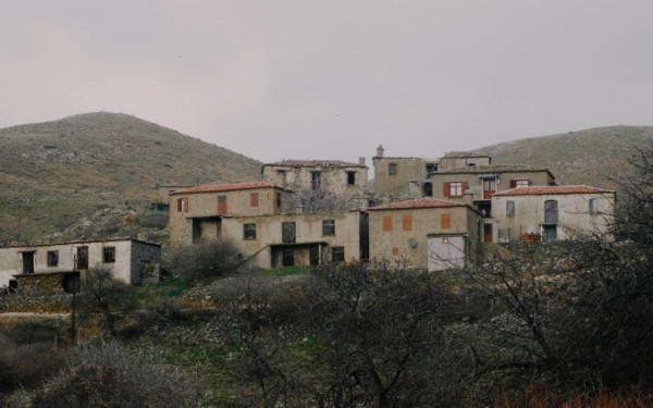 Ιστορίες της Ίμβρου: Το «EXILE(S)» φωτίζει τα τραύματα και τις μνήμες ενός αιώνα