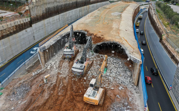 Προχωρά η κατασκευή του νέου Flyover στη Θεσσαλονίκη - Δείτε βίντεο από την κατεδάφιση του τούνελ και της γέφυρας Πανοράματος
