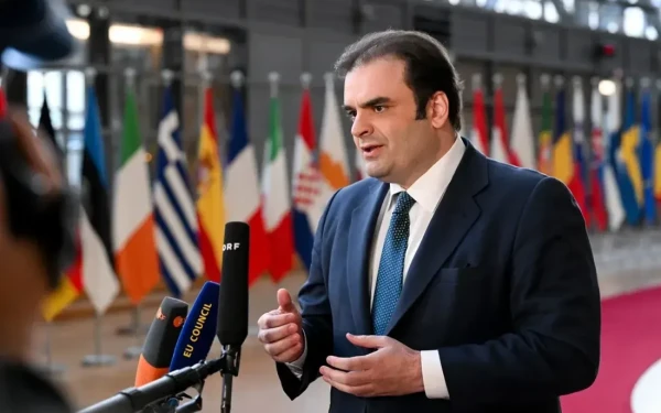 Στην Μπανγκόκ ο Κ. Πιερρακάκης - Κρίσιμες συναντήσεις με επίκεντρο την παγκόσμια οικονομία και την ενεργειακή κρίση