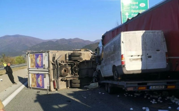 Τροχαίο ατύχημα στην Εγνατία Οδό: Νταλίκα συγκρούστηκε με όχημα οδικής βοήθειας στα Λουτρά Σιδηροκάστρου