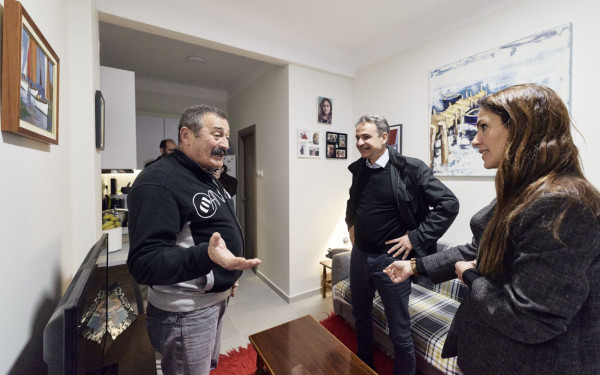 Θεσσαλονίκη: Η «δεύτερη ευκαιρία» του 63χρονου Θεόφιλου που νίκησε την αστεγία - Συνάντηση με τον Κυριάκο Μητσοτάκη