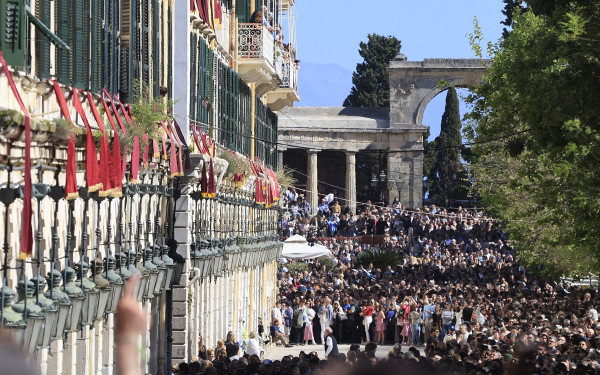 «Παγωμένη» η πληρότητα των ξενοδοχείων ενόψει Πάσχα - «Στροφή» σε κοντινότερους προορισμούς