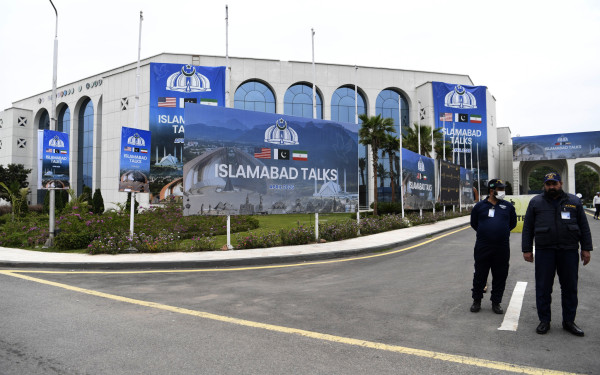 Ξεκίνησαν οι διαπραγματεύσεις ΗΠΑ-Ιράν στο Πακιστάν