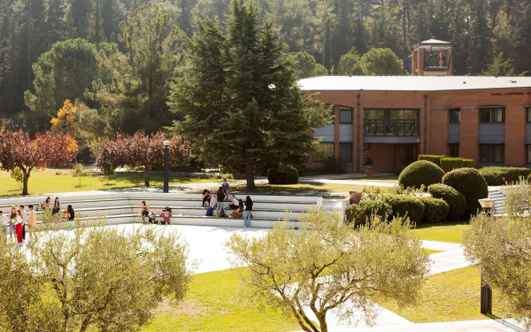 Αμερικανικό Πανεπιστήμιο Ανατόλια: Υπέβαλε αίτηση πιστοποίησης για μεταπτυχιακά προγράμματα